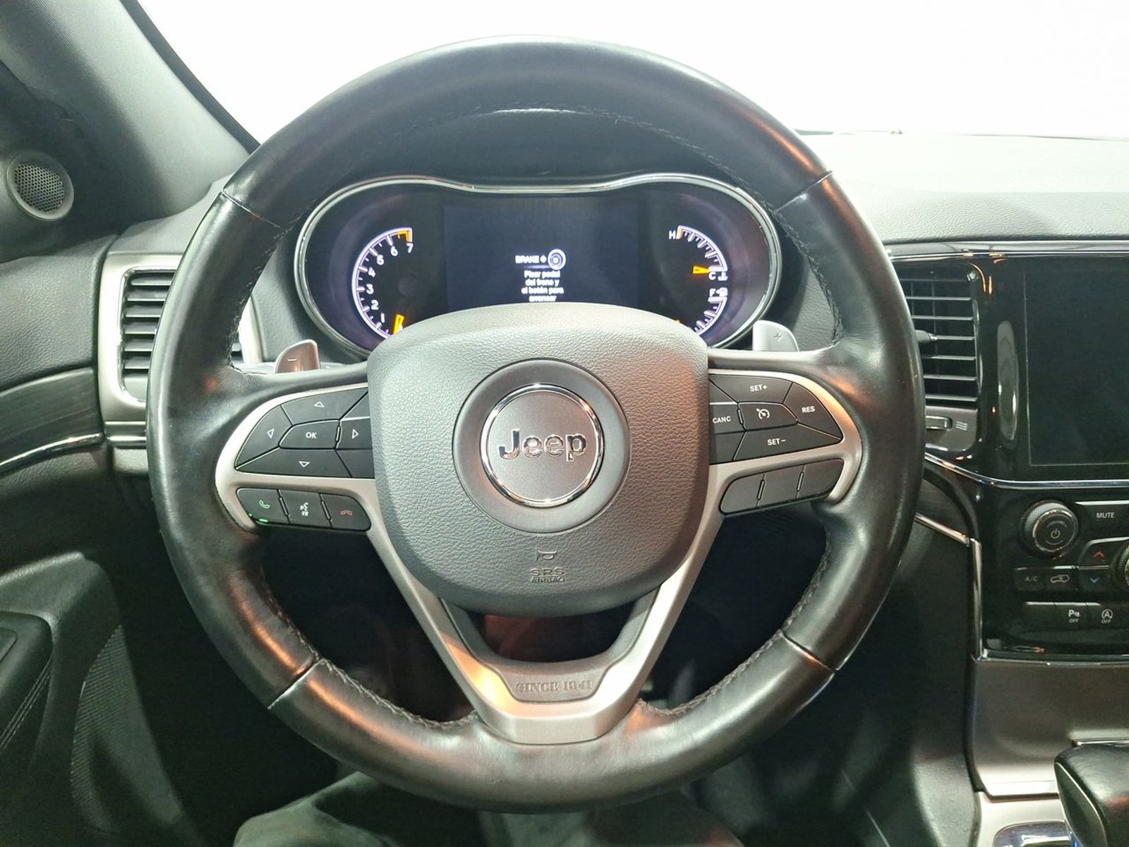 Jeep GRAND CHEROKEE LTD 4X4 3.6 AUT 2021 - Imagen 19 de 20