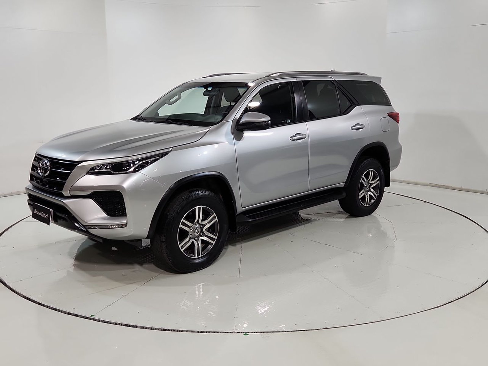 Toyota FORTUNER 2.7 2022 - Imagen 3 de 20