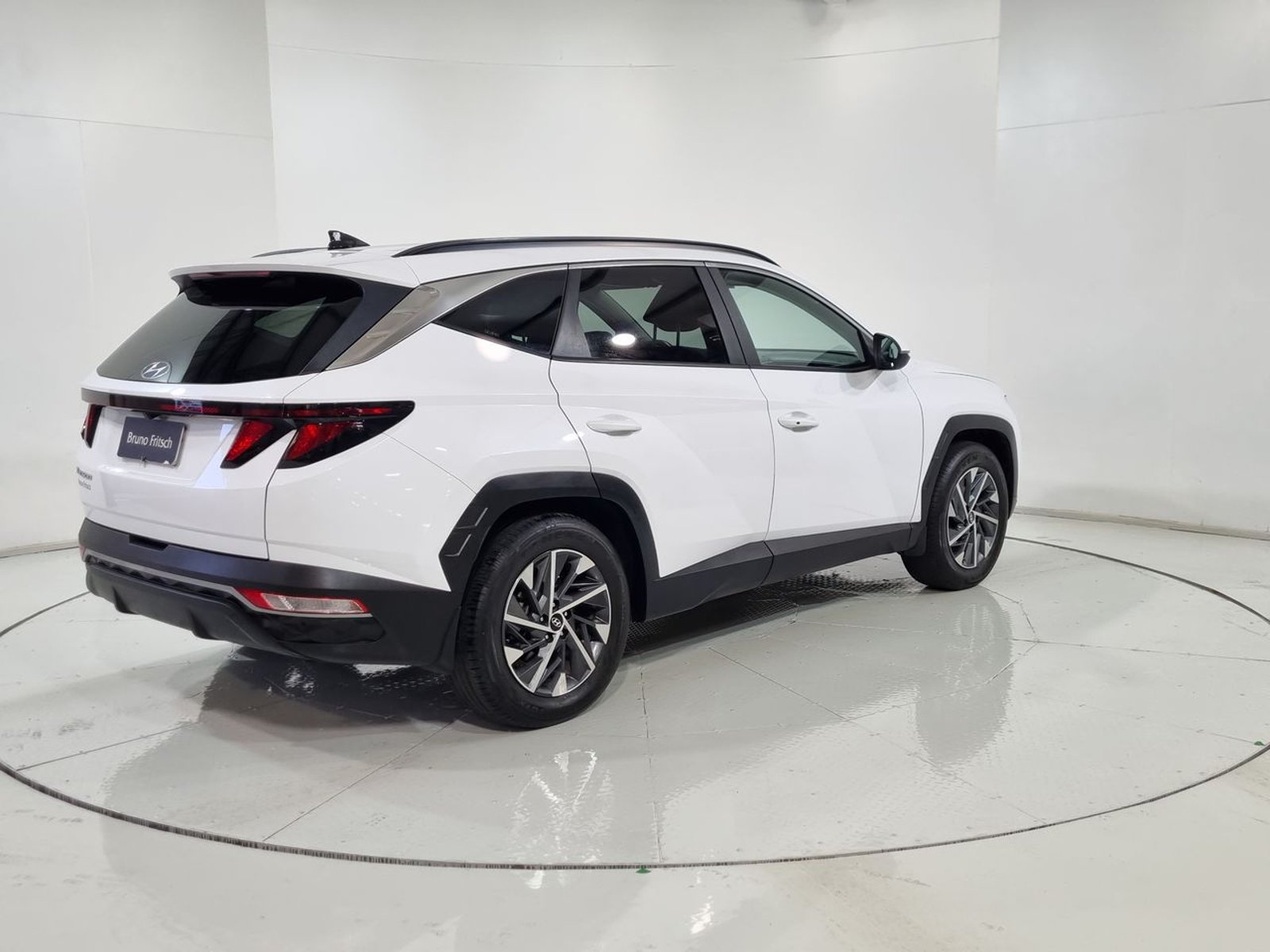 Hyundai TUCSON NX4 2.0 AUT 2024 - Imagen 11 de 20