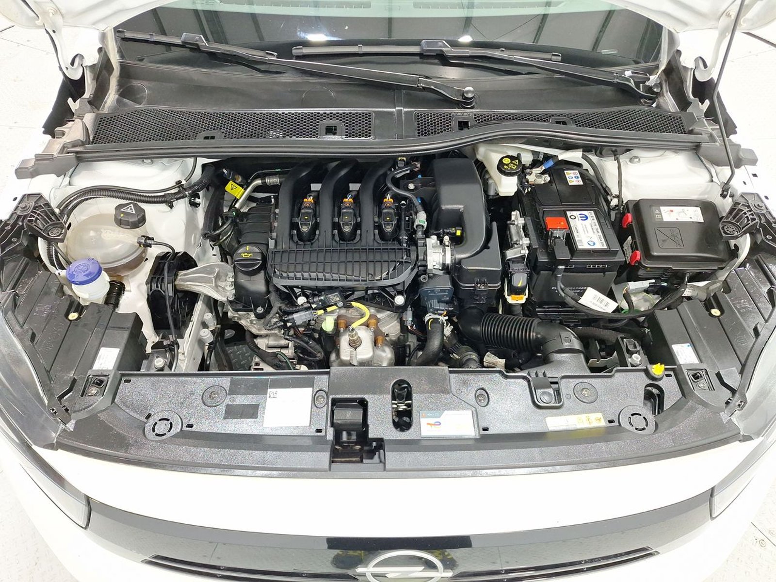 Opel CORSA 4X2 1.2 2025 - Imagen 15 de 20