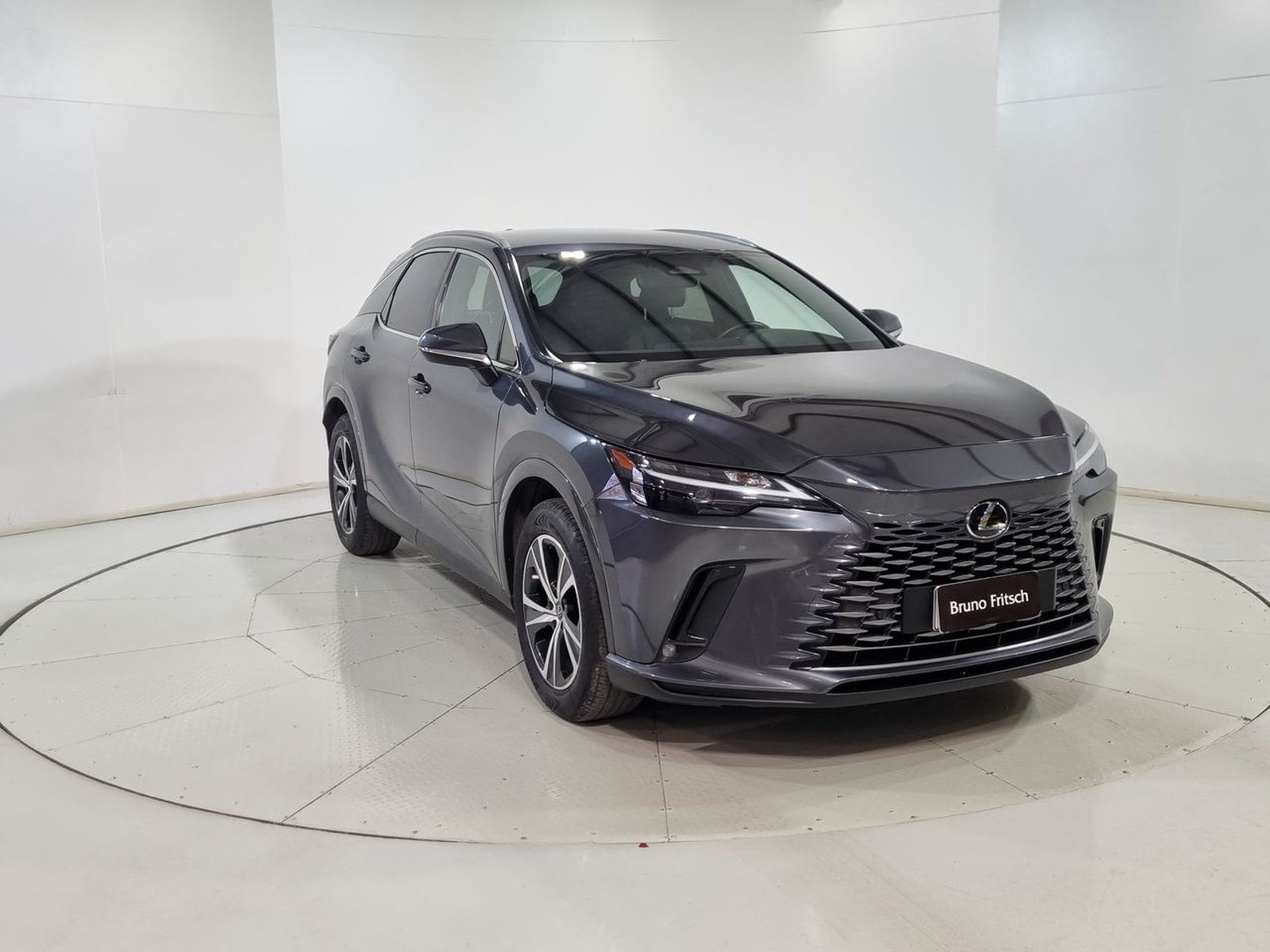 Lexus RX350 RX 350 4X4 2.4 AUT 2023 - Imagen 16 de 20