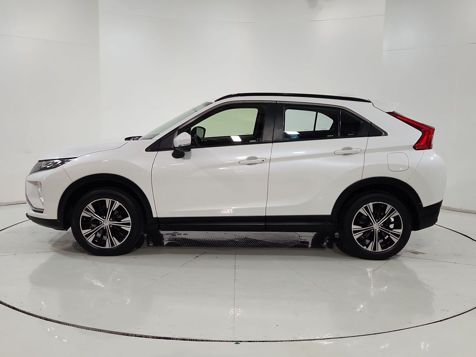 Mitsubishi ECLIPSE CROSS RX OTTO 1.5 2020 - Imagen 5 de 20