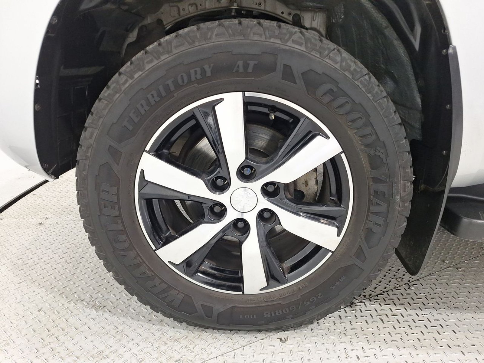 Peugeot LANDTREK BLUEHDI 4X4 2.2 AUT 2024 - Imagen 14 de 20