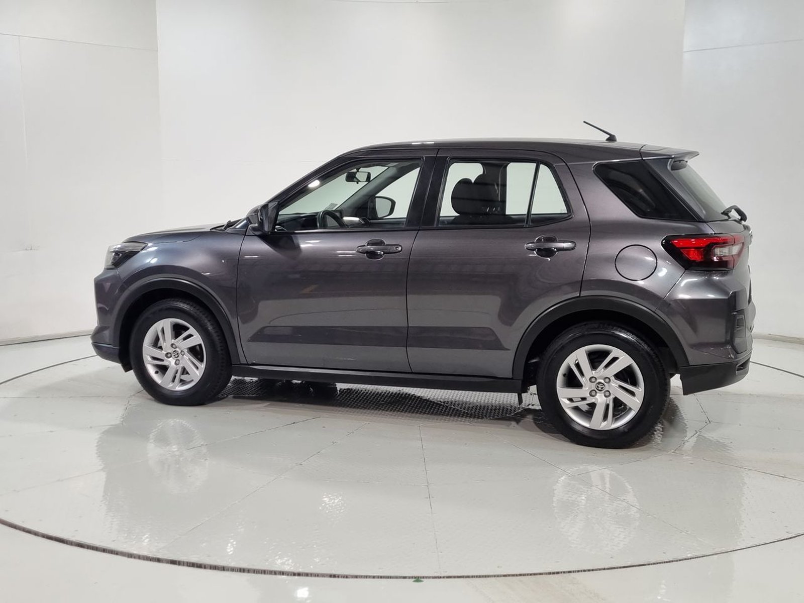 Toyota RAIZE CVT 1.2 AUT 2022 - Imagen 6 de 20