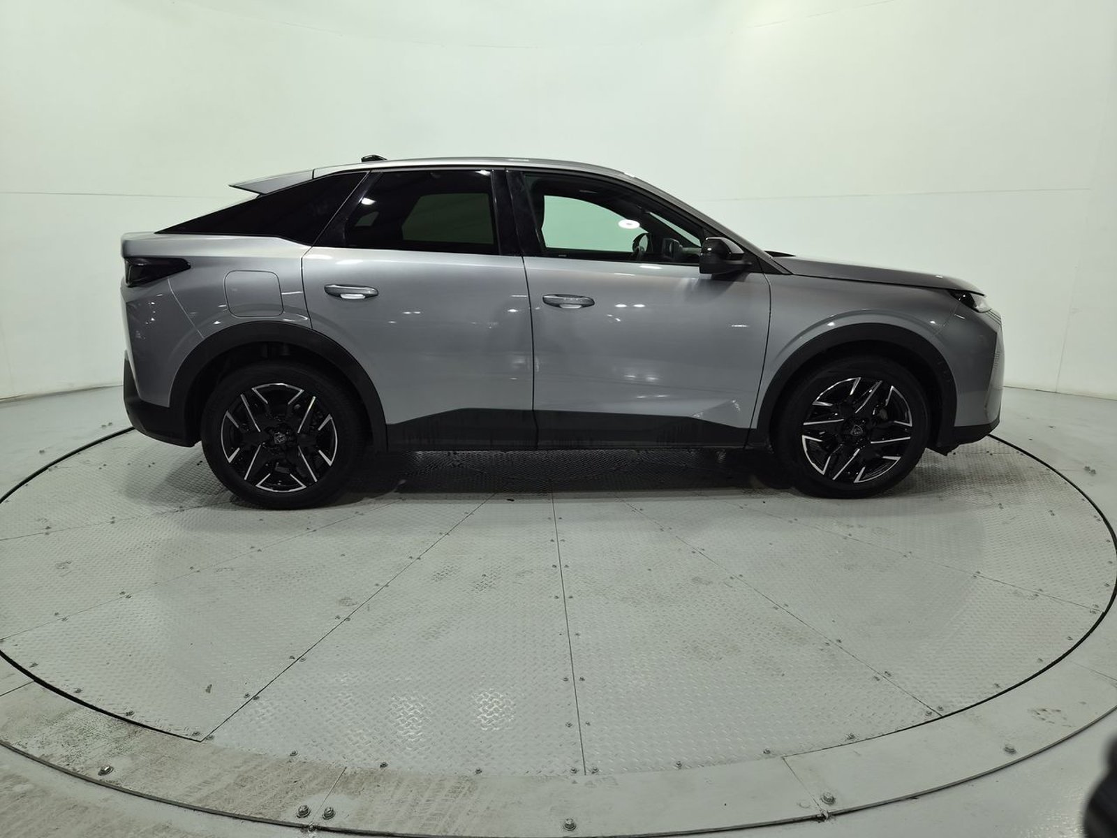 Peugeot 3008 ALLURE 1.2 AUT 2025 - Imagen 10 de 20