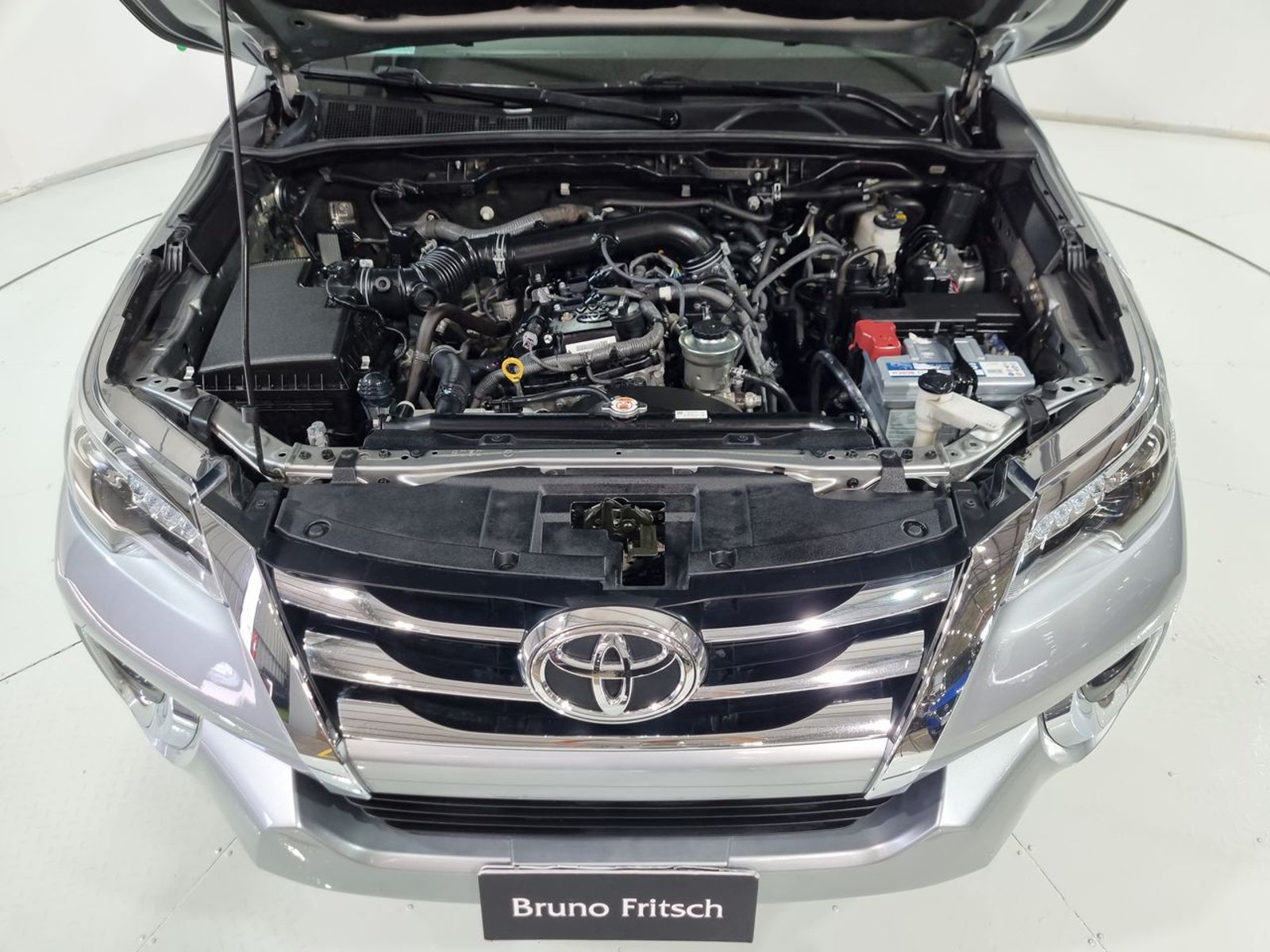 Toyota FORTUNER SRX 2.7 AUT 2020 - Imagen 19 de 20