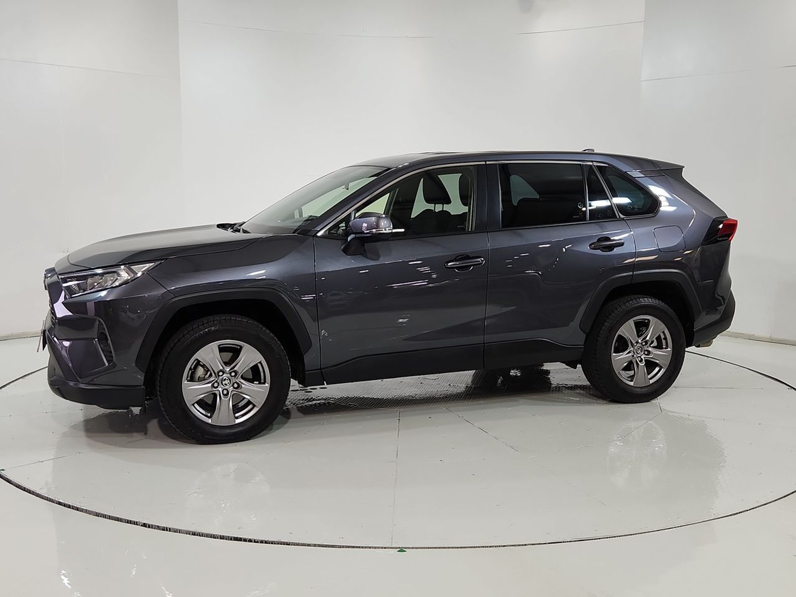 Toyota RAV4 4X2 2.0 AUT 2025 - Imagen 4 de 20