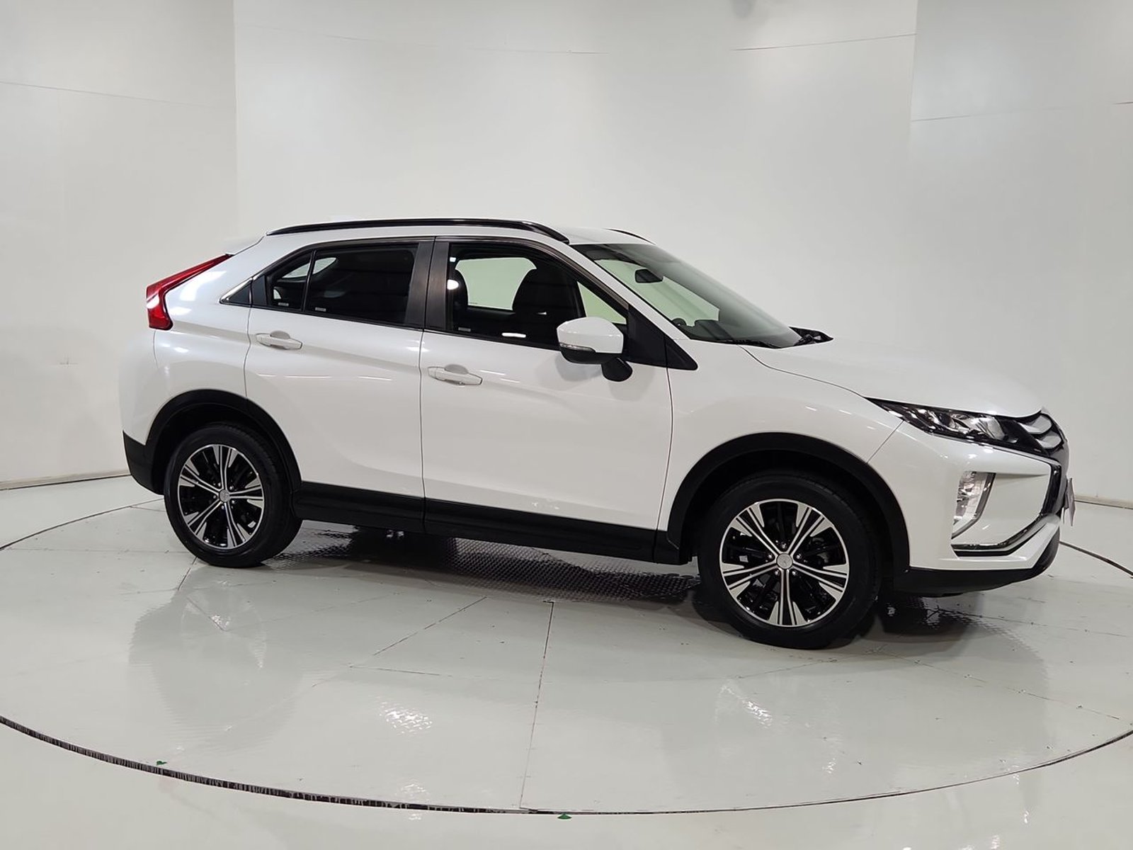 Mitsubishi ECLIPSE CROSS RX OTTO 1.5 2020 - Imagen 14 de 20