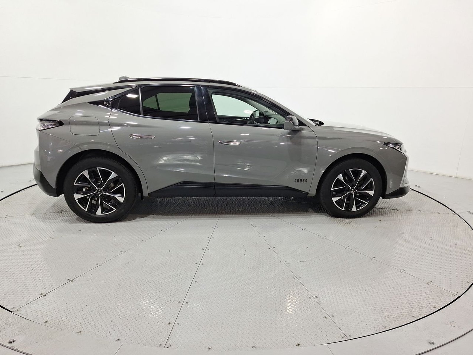 Ds DS4 CROSS BLUEHDI 1.5 AUT 2024 - Imagen 10 de 20