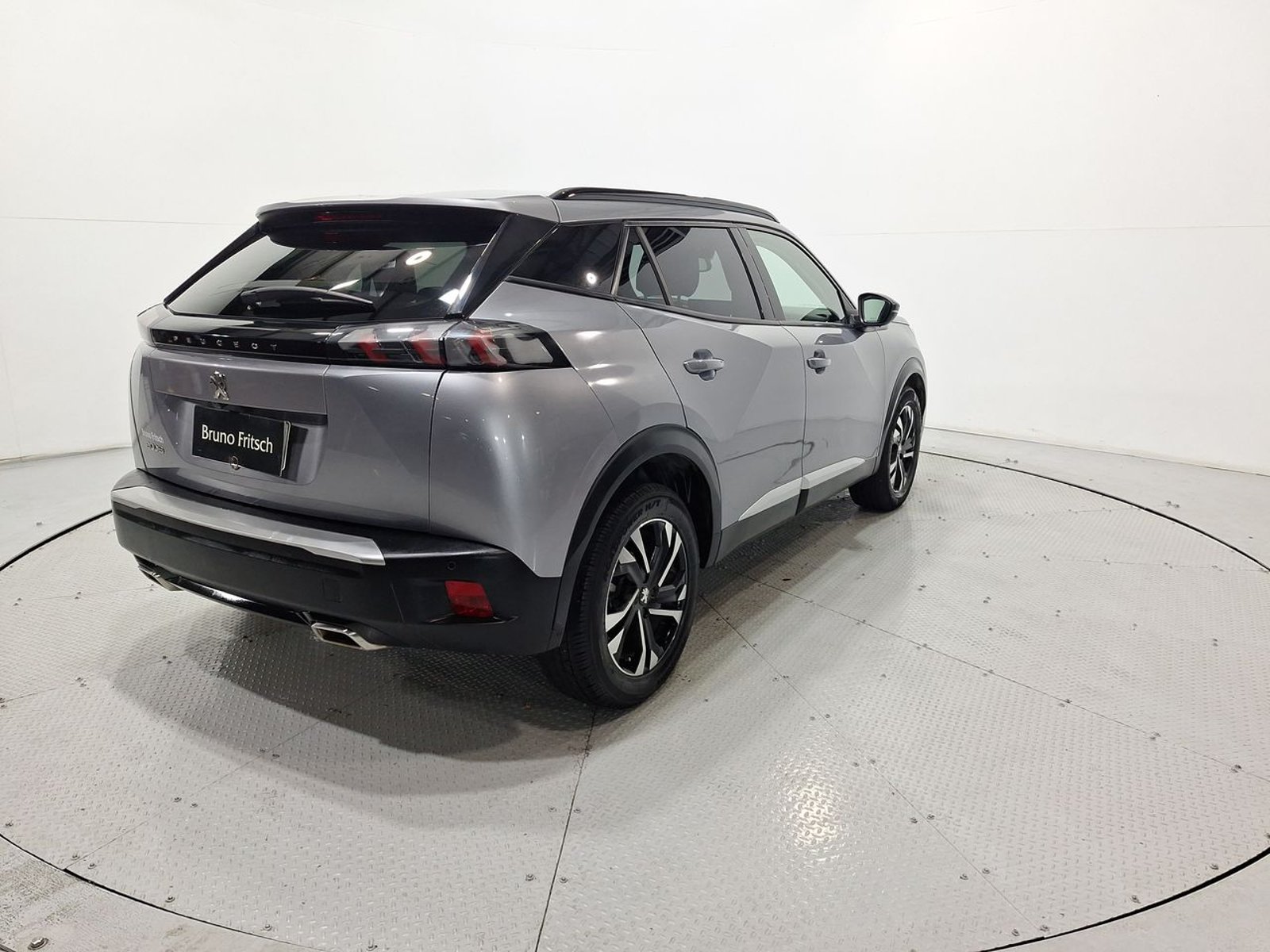 Peugeot 2008 PURETECH 130 1.2 2022 - Imagen 8 de 20