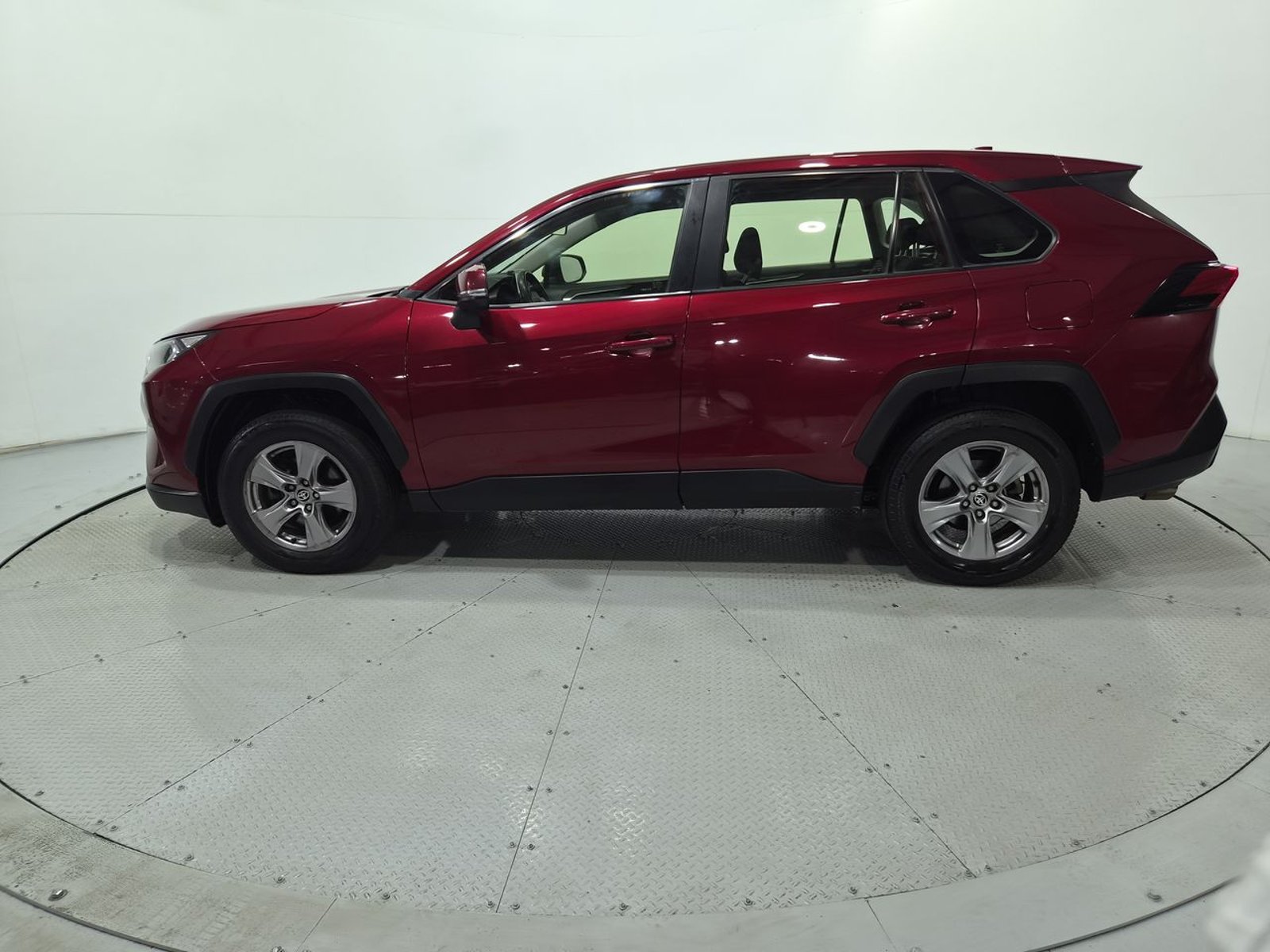 Toyota RAV4 4X2 2.0 AUT 2023 - Imagen 4 de 20