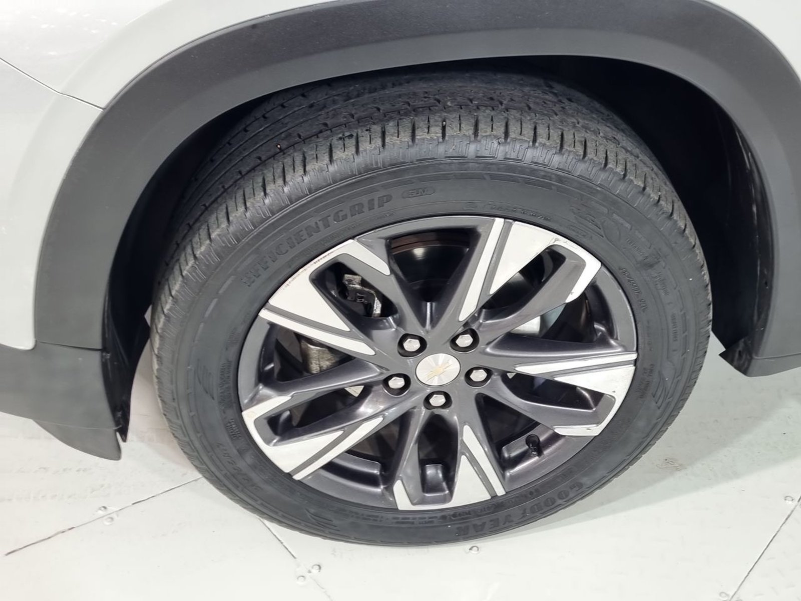 Chevrolet TRACKER 1.2T AUT 2021 - Imagen 18 de 20