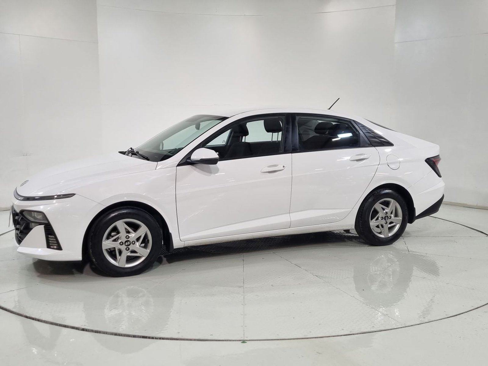 Hyundai ACCENT BN7I MPI 1.5 2024 - Imagen 4 de 20