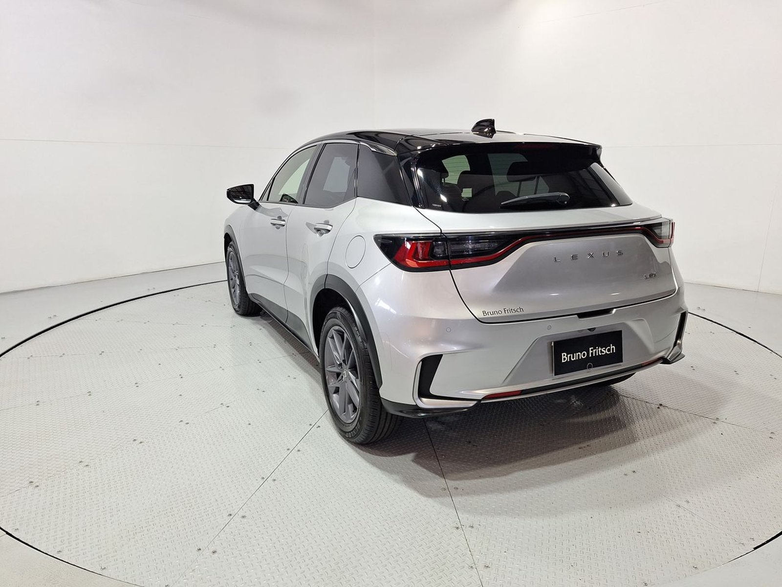 Lexus LBX HEV 1.5 AUT 2024 - Imagen 6 de 20