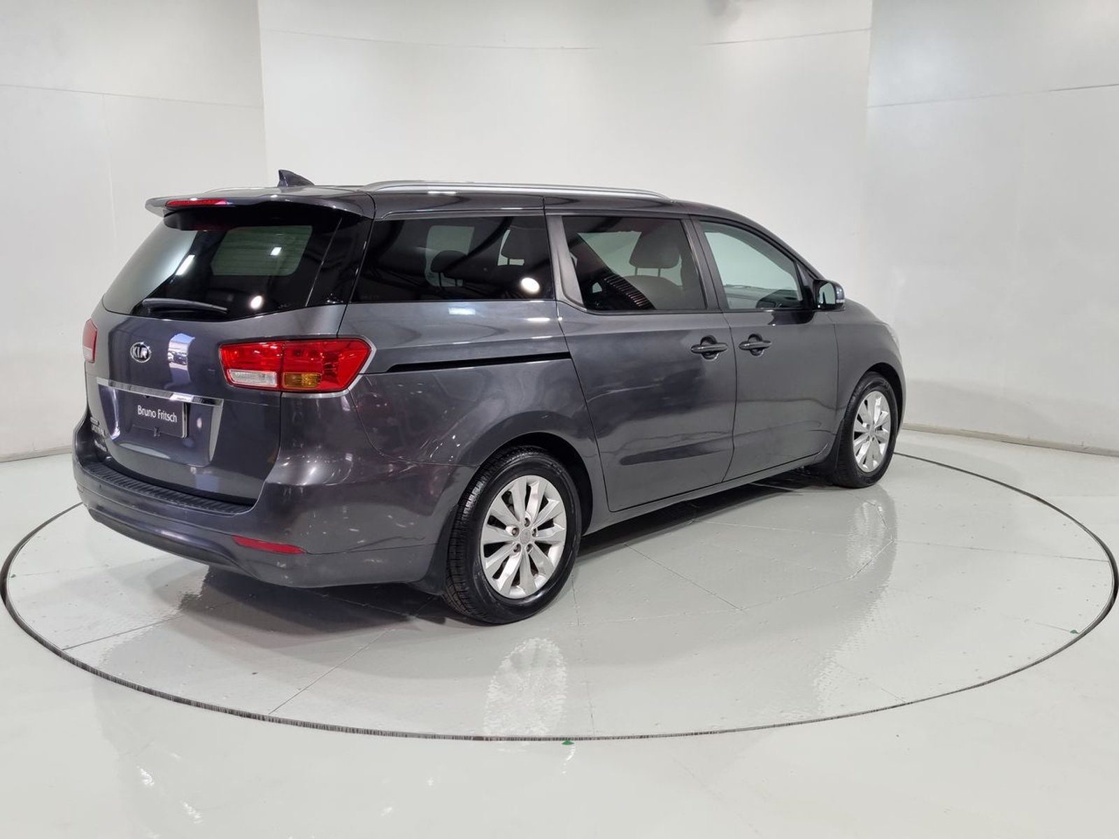 Kia GRAND CARNIVAL EX 3.3 AUT 2017 - Imagen 11 de 20