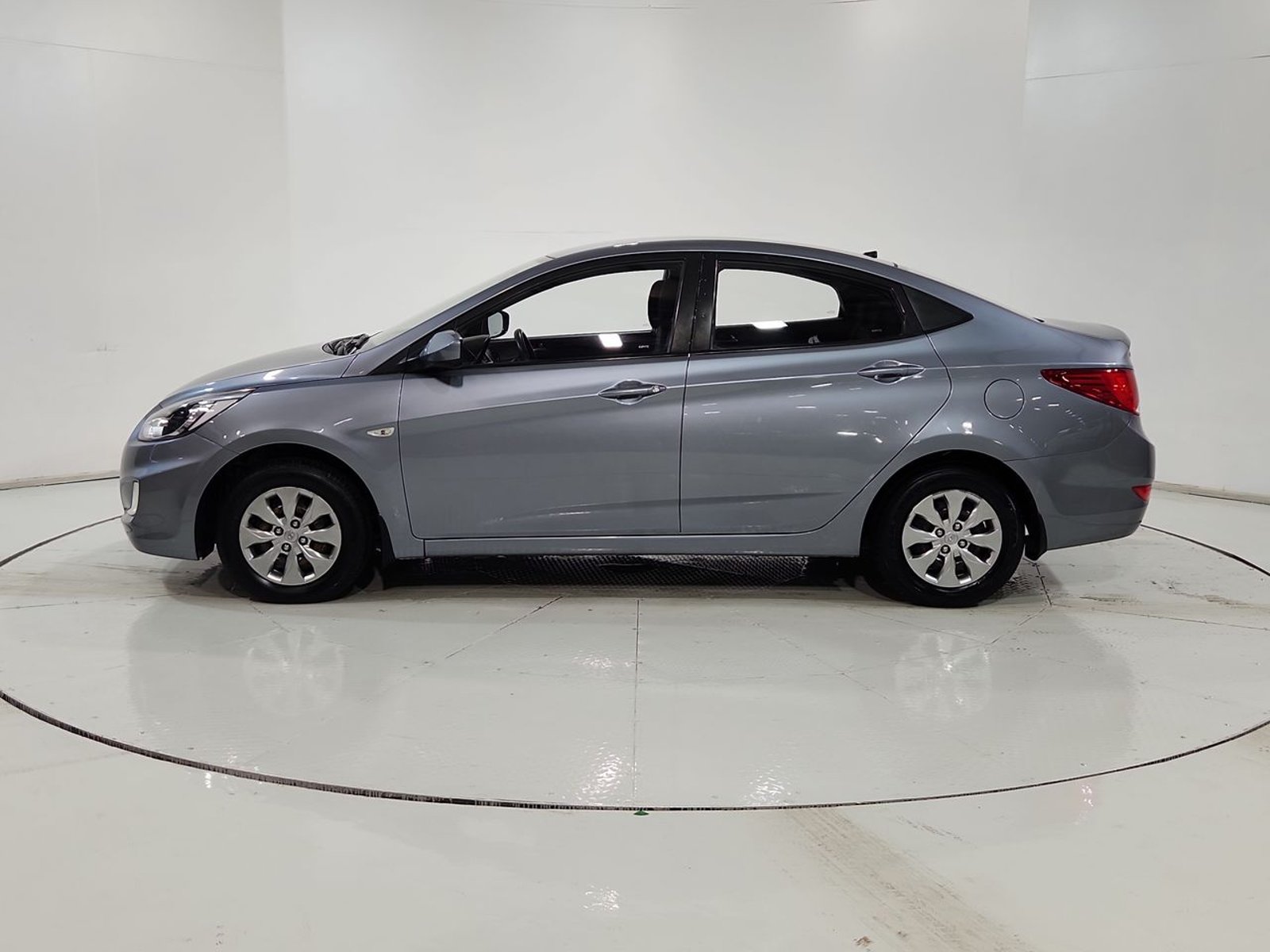 Hyundai ACCENT RB 1.4 2019 - Imagen 5 de 20