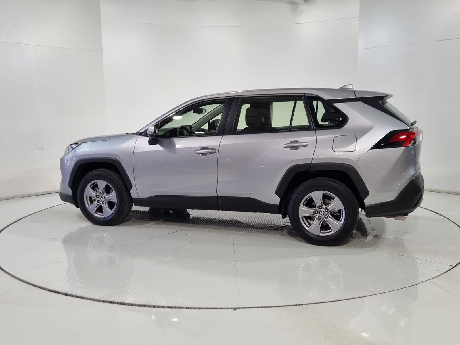 Toyota RAV4 4X2 2.0 AT 2026 - Imagen 6 de 20