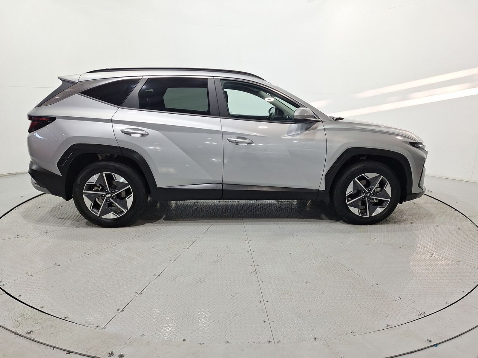 Hyundai TUCSON NX4 2.0 AUT 2025 - Imagen 10 de 20