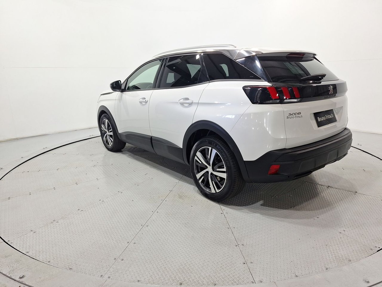 Peugeot 3008 ACTIVE PACK GASOLINA 130HP MT 2026 - Imagen 5 de 20