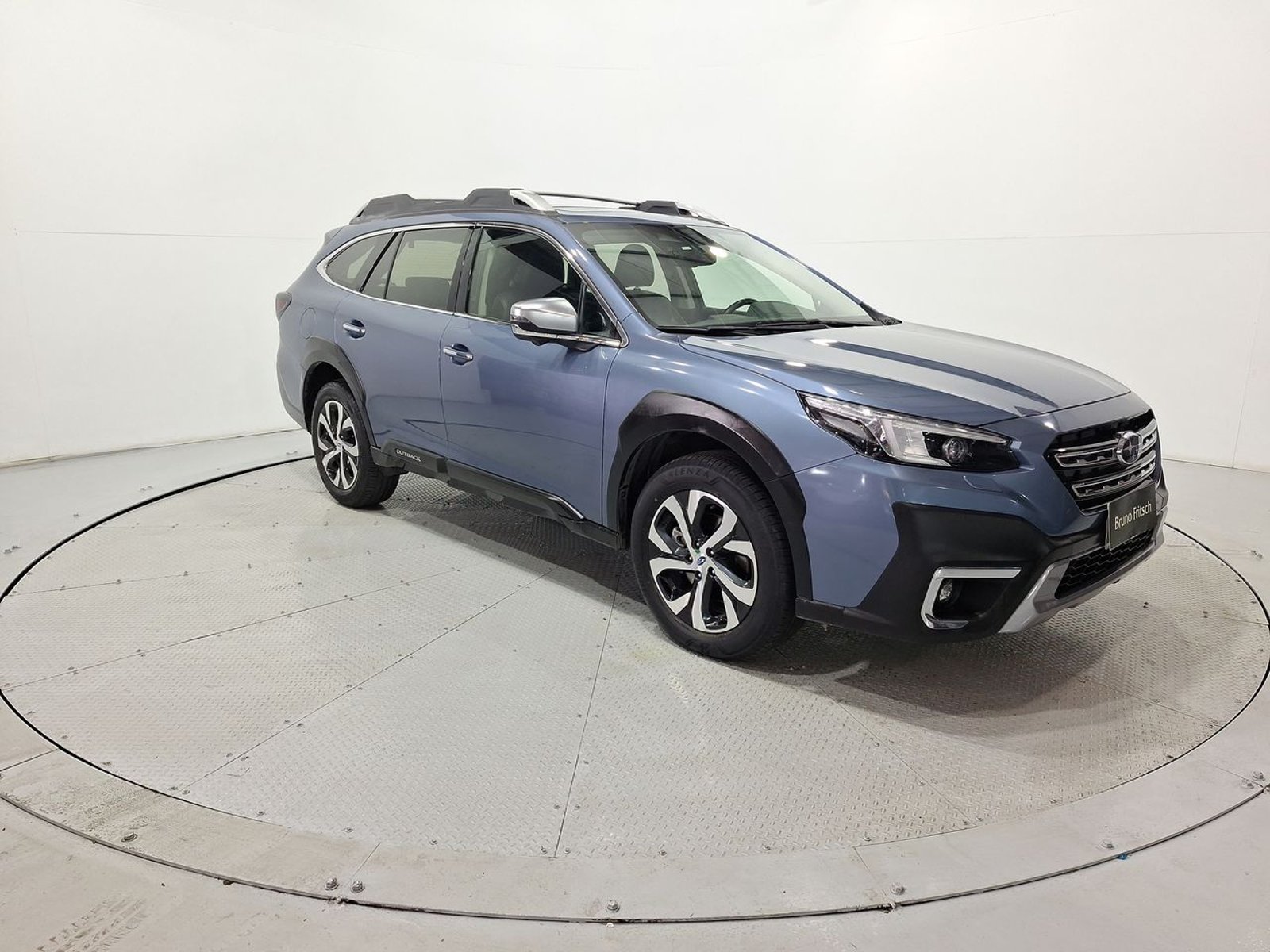 Subaru OUTBACK 4X4 CVT 2.5 AT 2023 - Imagen 11 de 20