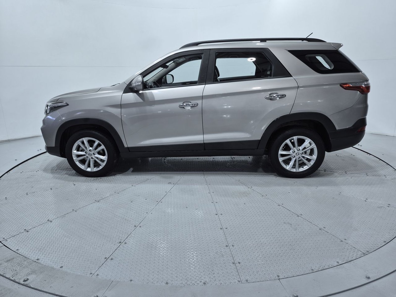 Dfsk 560 SUV 560 OTTO 1.8 2021 - Imagen 4 de 20
