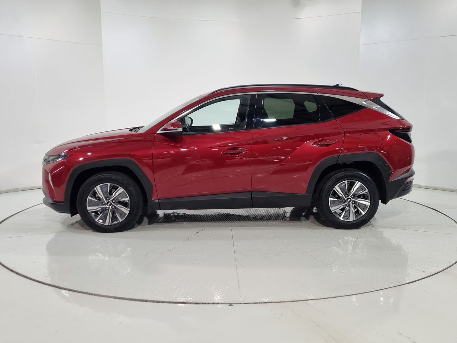 Hyundai TUCSON NX4 GDI 1.6 AUT 2024 - Imagen 5 de 20
