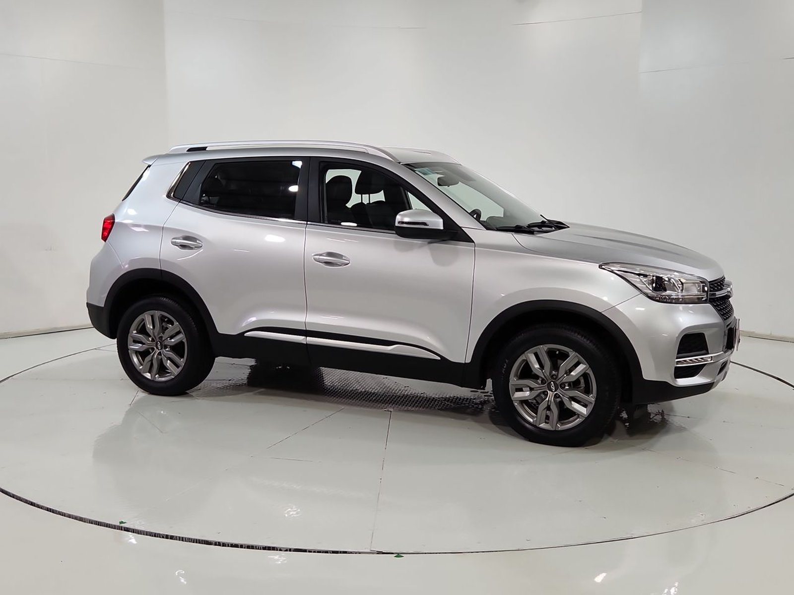 Chery TIGGO 3 1.5 2023 - Imagen 14 de 20