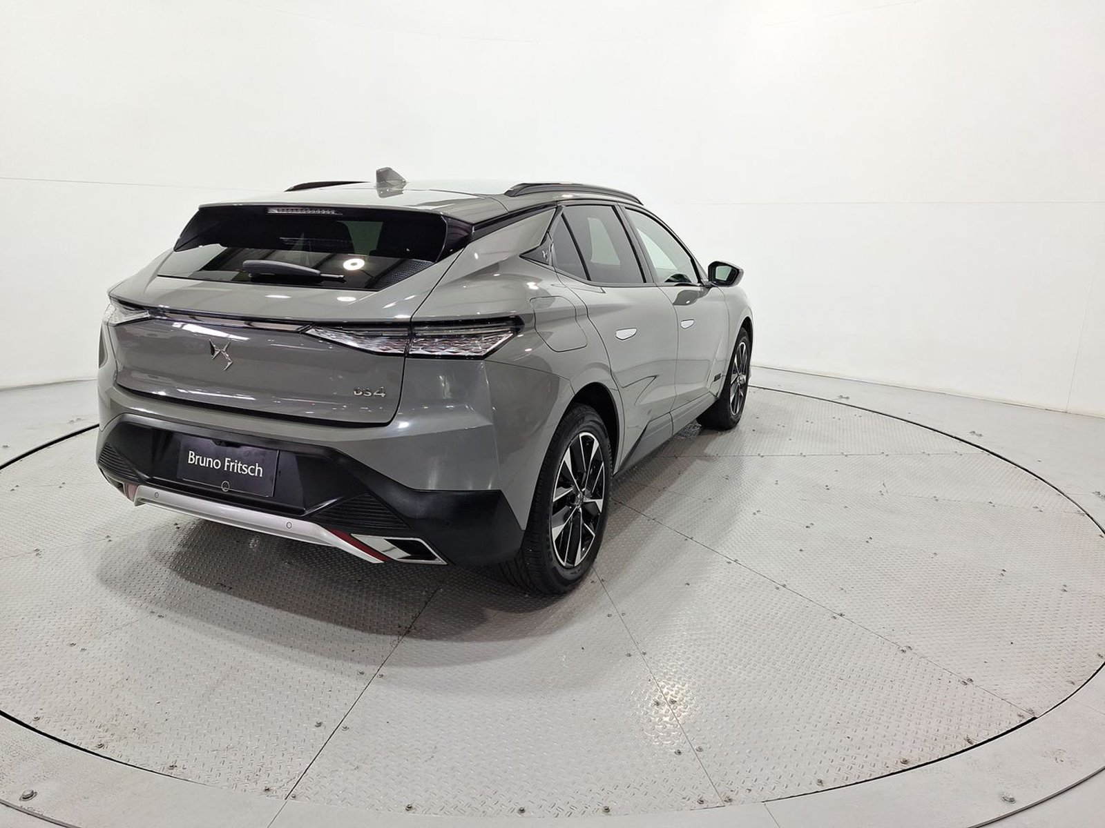 Ds DS4 CROSS BLUEHDI 1.5 AUT 2024 - Imagen 8 de 20
