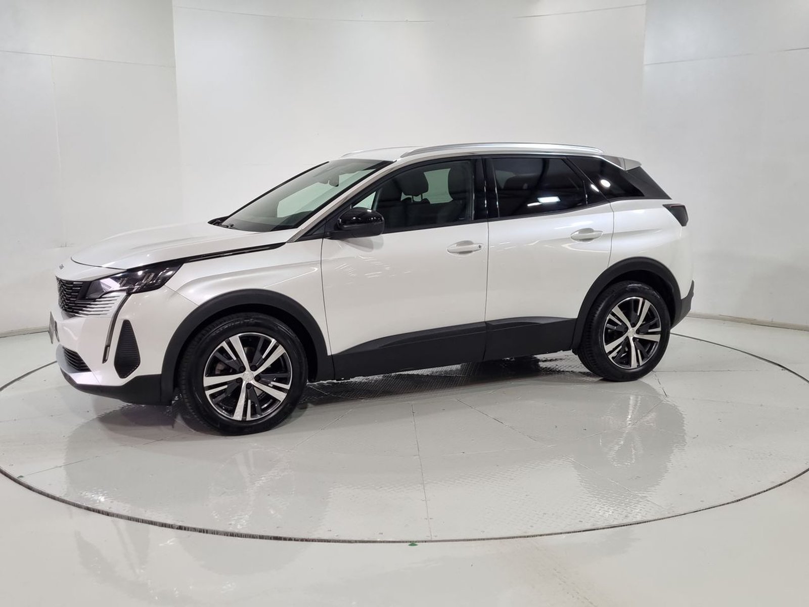 Peugeot 3008 PURETECH 1.2L 2024 - Imagen 4 de 20