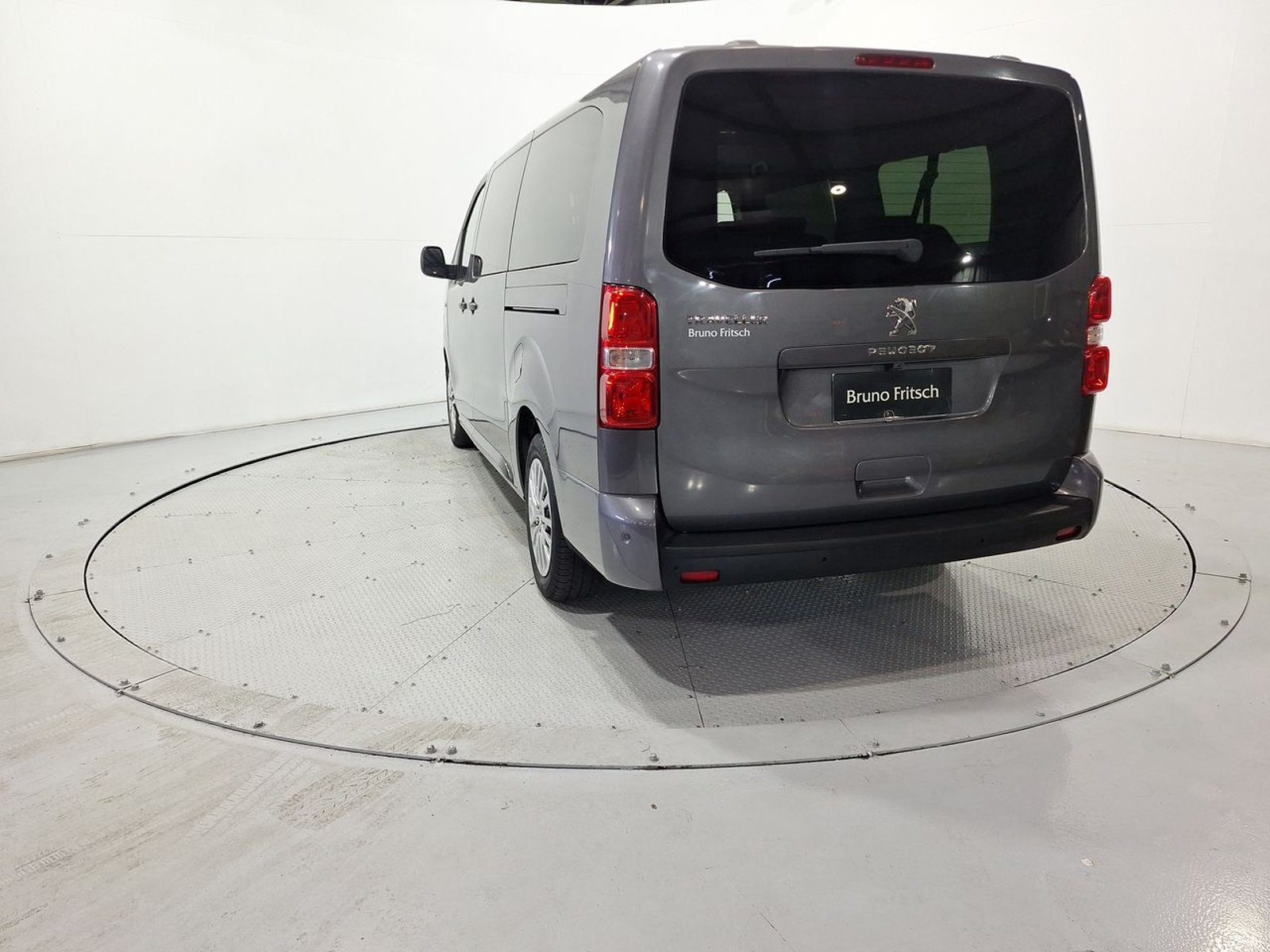 Peugeot TRAVELLER L3 BLUE HDI 180 2.0 AUT 2024 - Imagen 6 de 20