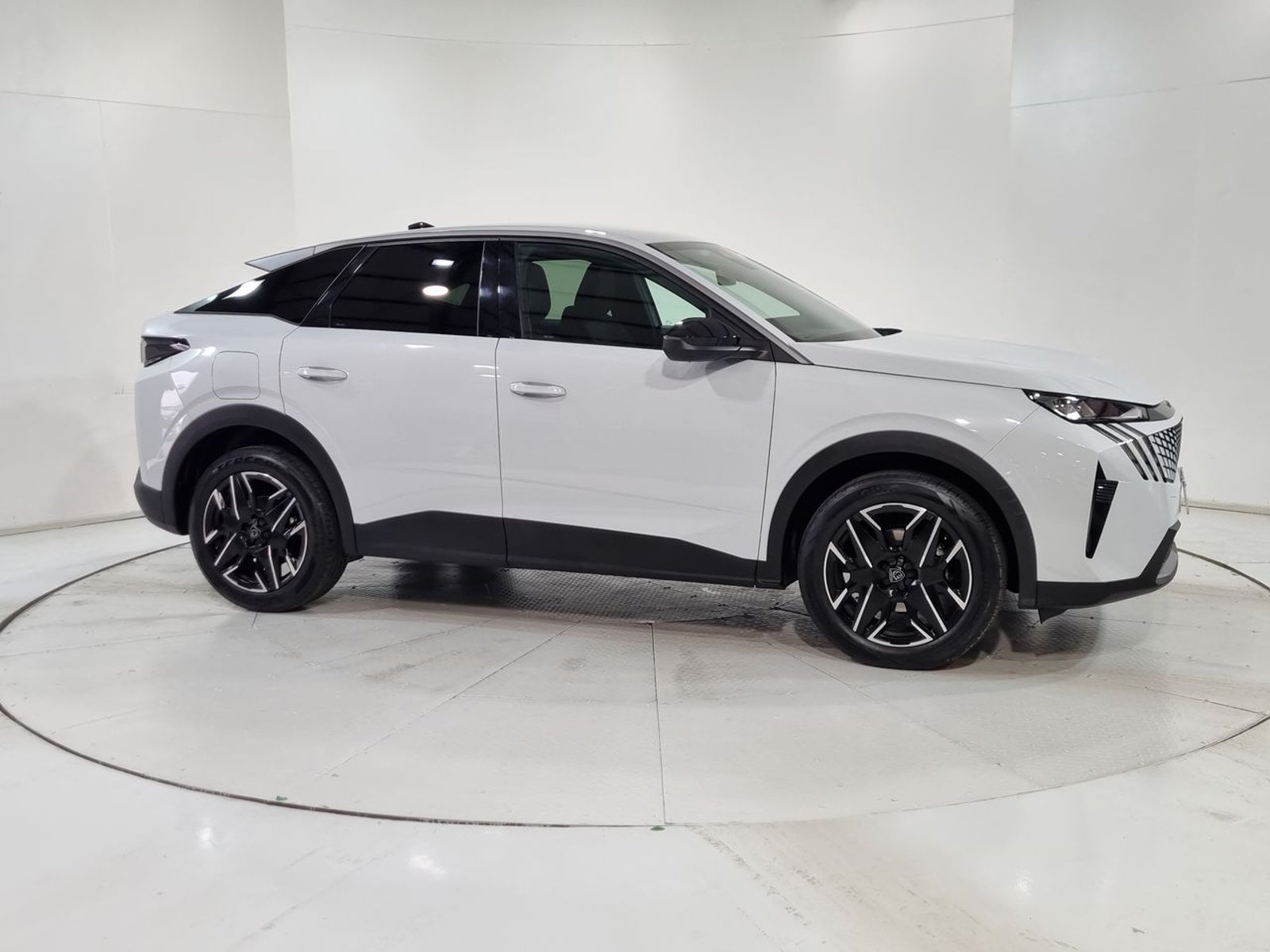 Peugeot 3008 PREMIER 1.2 AUT 2025 - Imagen 14 de 20