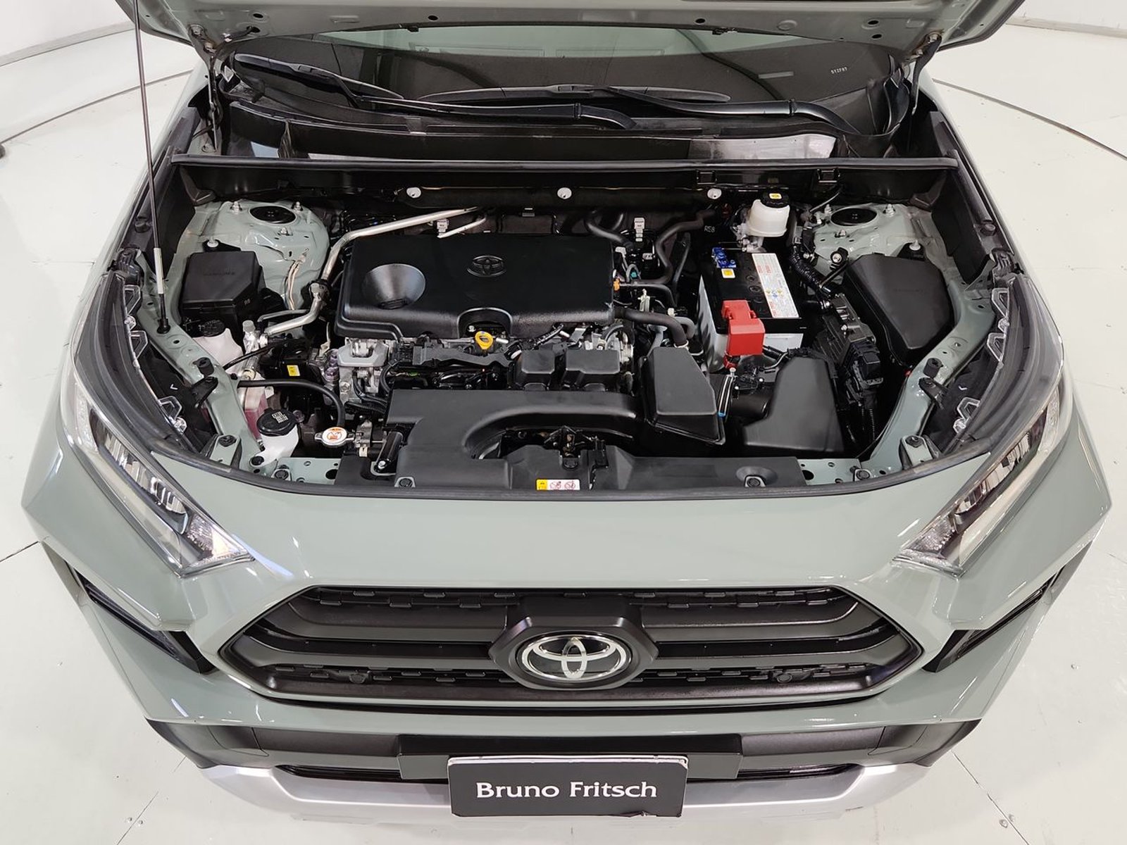 Toyota RAV4 4X4 OTTO 2.5 AT 2023 - Imagen 19 de 20