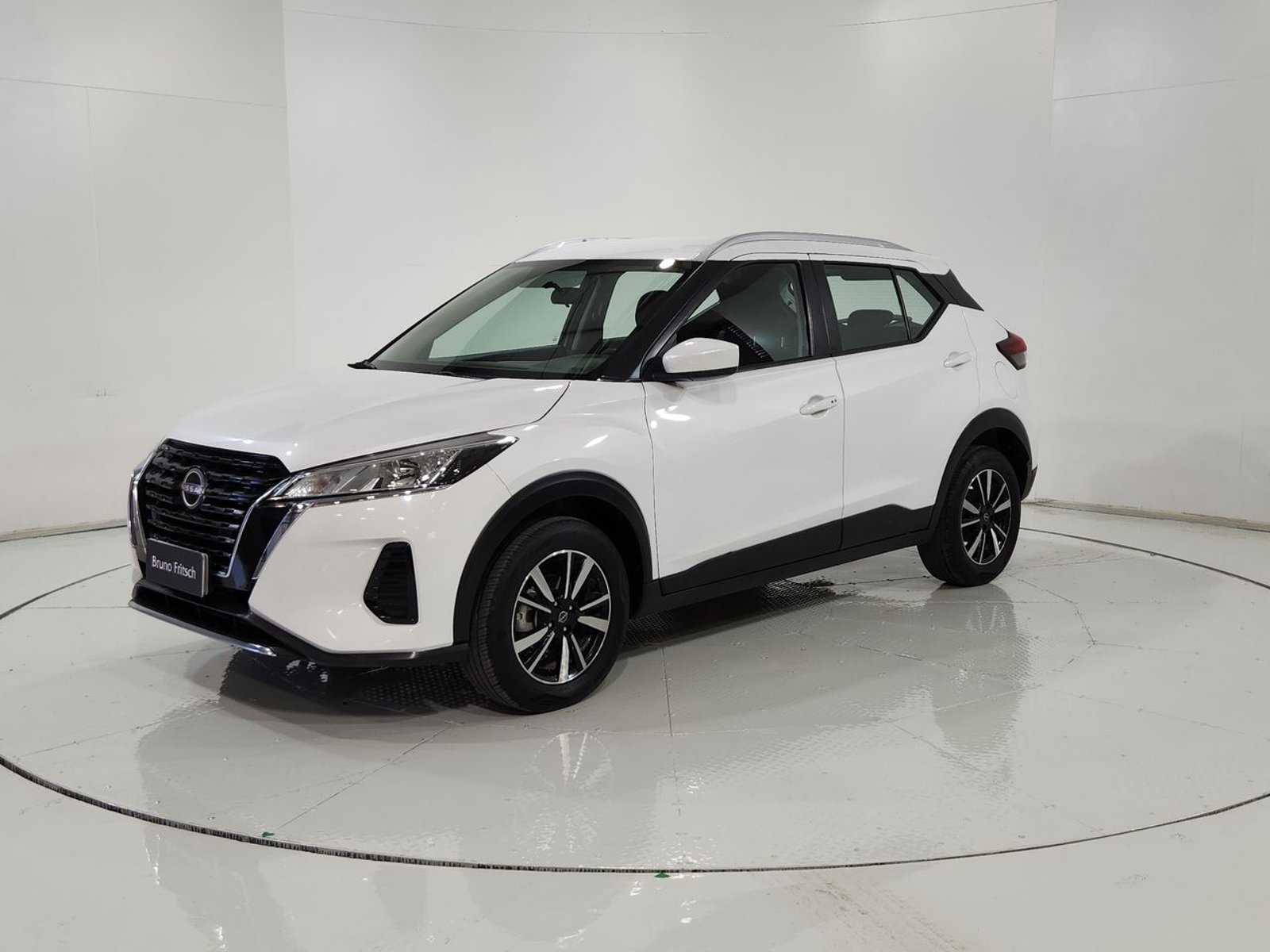 Nissan KICKS MT 1.6 2023 - Imagen 3 de 20