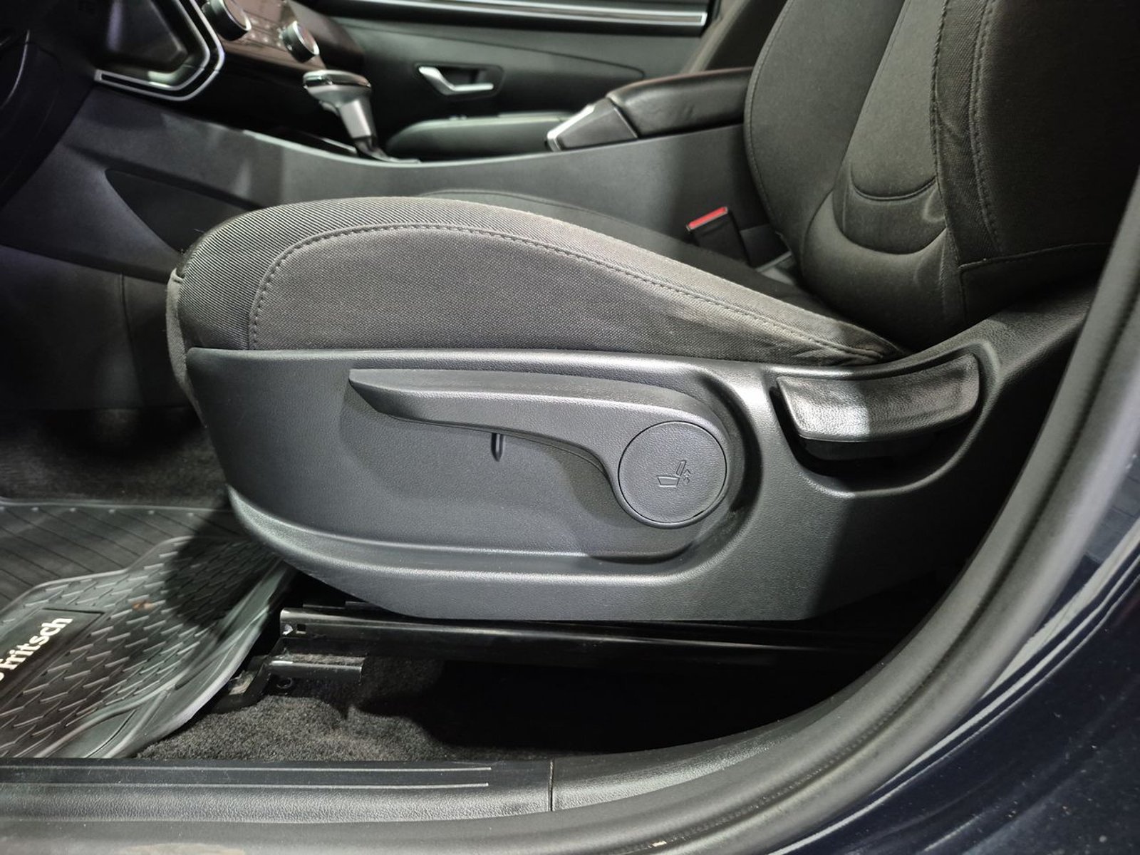 Hyundai TUCSON NX4 1.6 AUT 2022 - Imagen 17 de 20
