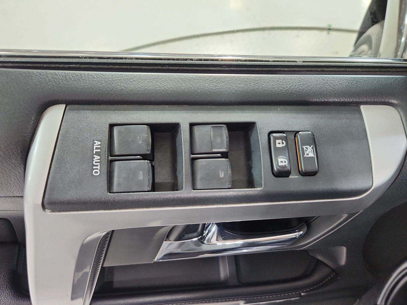 Toyota 4RUNNER 4 RUNNER LTD 4.0 AUT 2017 - Imagen 20 de 20