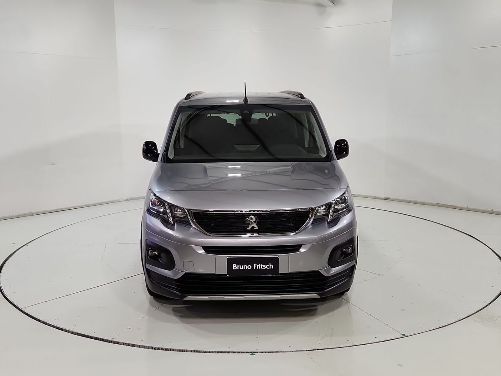 Peugeot RIFTER ALLURE BLUE HDI 4X2 1.5 2024 - Imagen 17 de 20