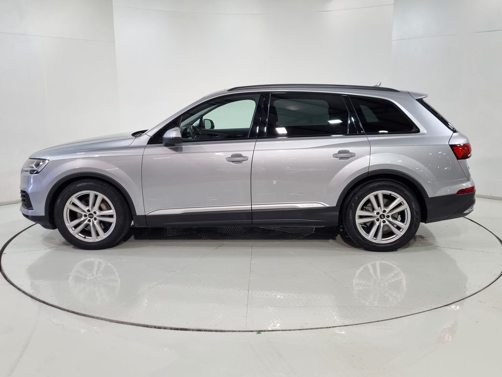 Audi Q7 55 TFSI 4X4 3.0 AUT 2023 - Imagen 5 de 20