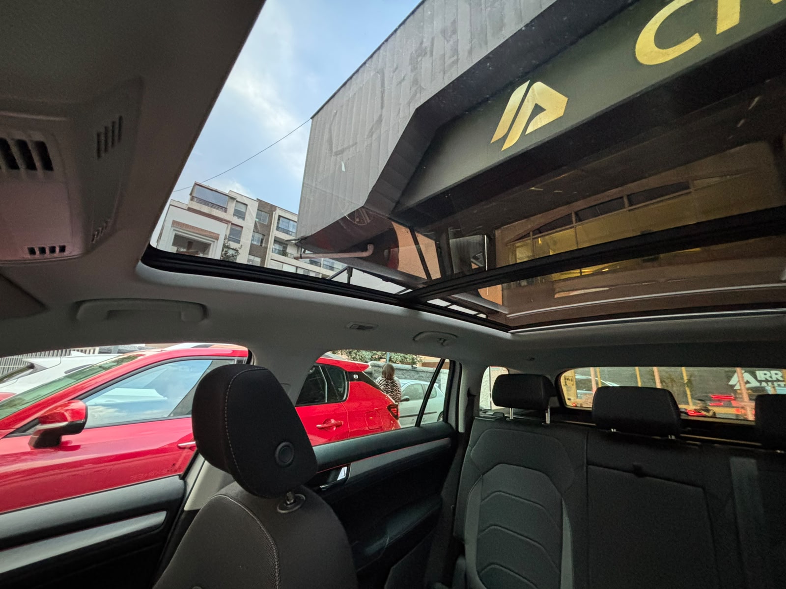 SKODA KODIAQ 2024 - Imagen 9 de 15