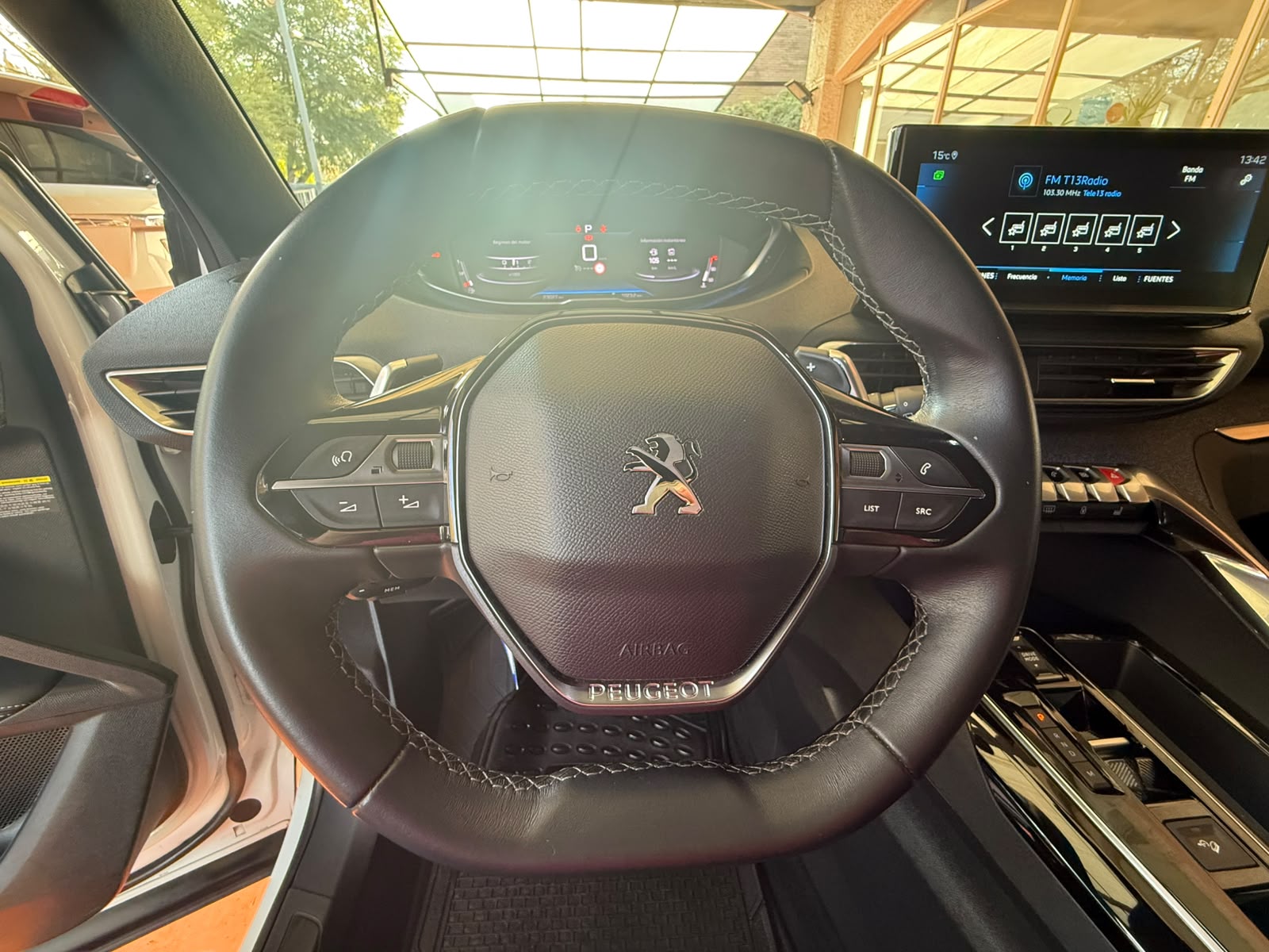 PEUGEOT 3008 2024 - Imagen 13 de 15
