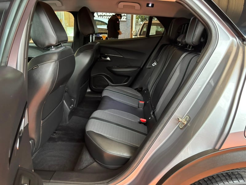 Peugeot 2008 2021 - Imagen 10 de 15