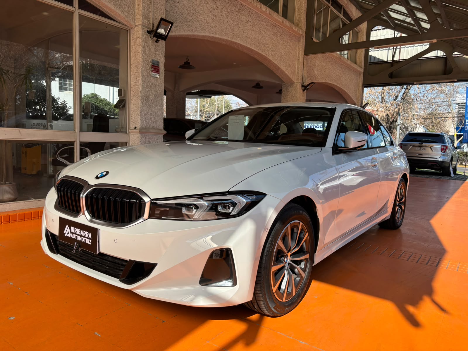 BMW 320 2026 - Foto 4 de 15