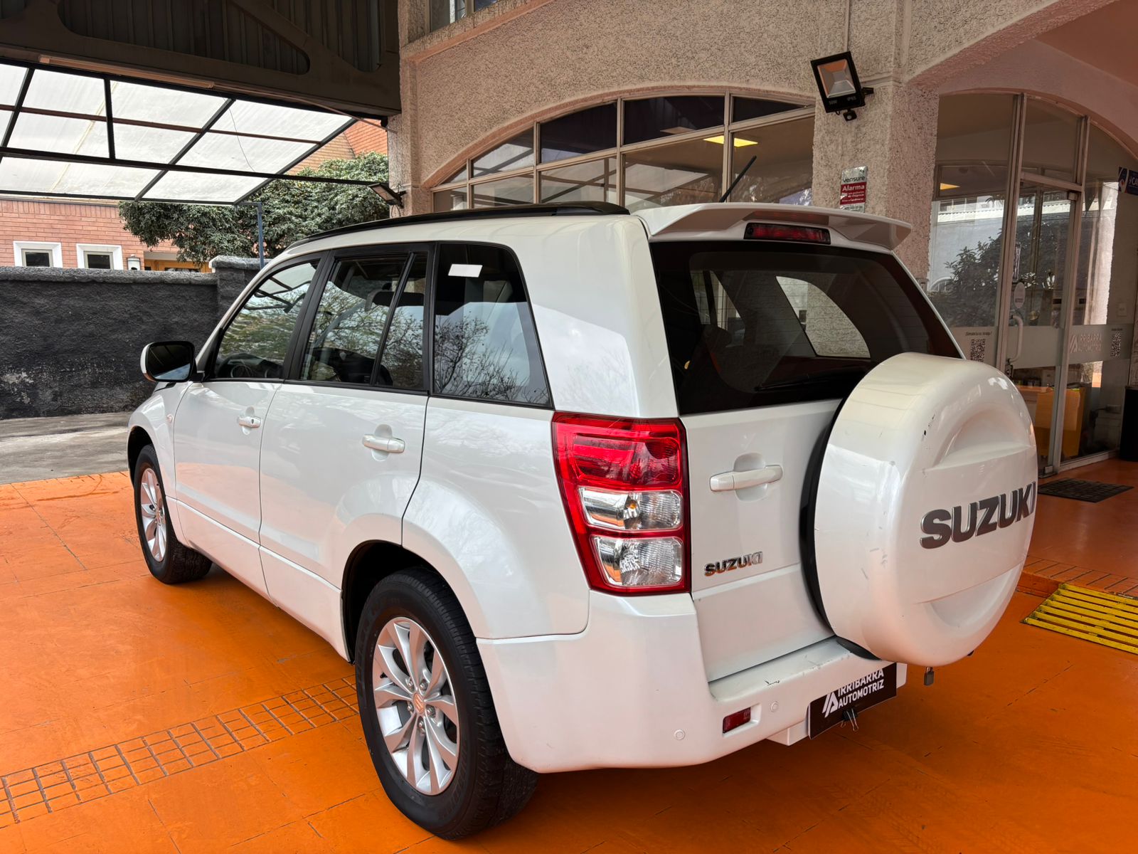 Suzuki GRAND NOMADE 2018 - Imagen 5 de 15
