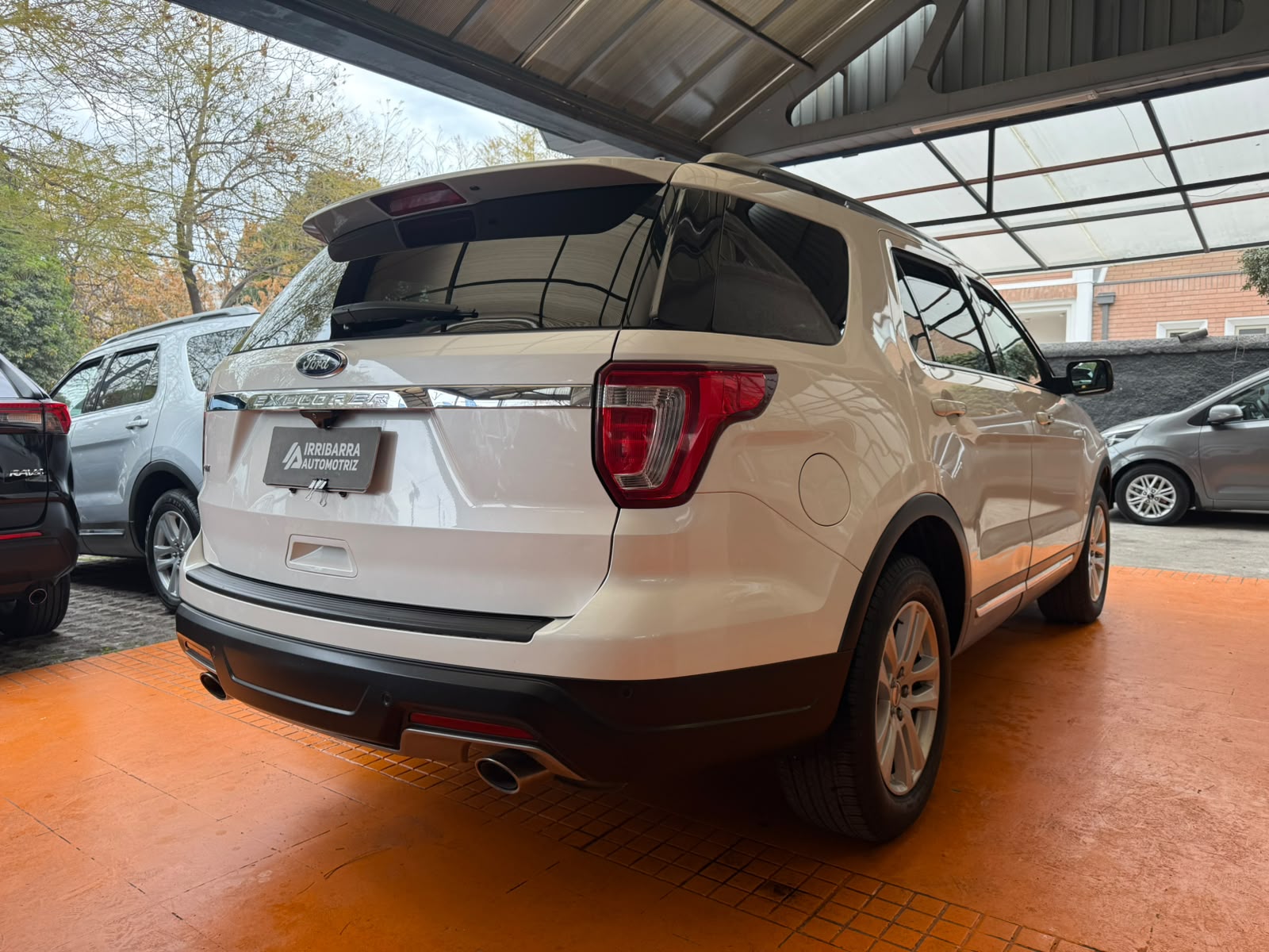 FORD EXPLORER 2020 - Imagen 6 de 15