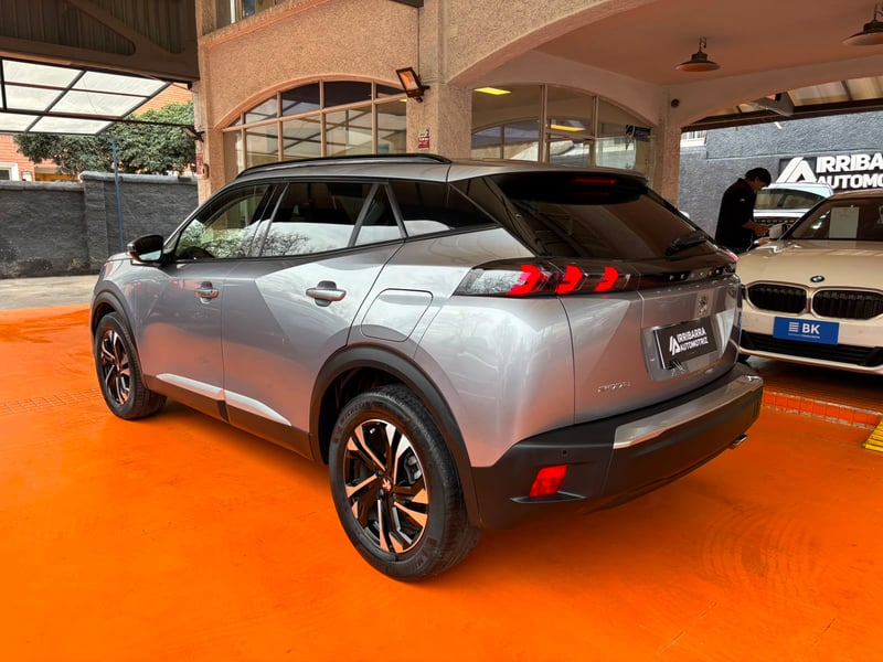 Peugeot 2008 2021 - Imagen 5 de 15
