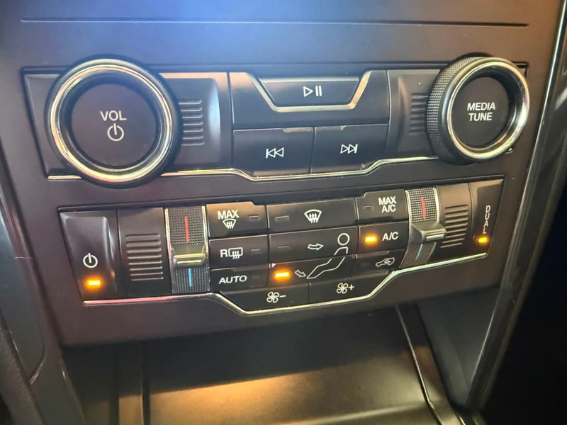 Ford EXPLORER 2020 - Imagen 9 de 15