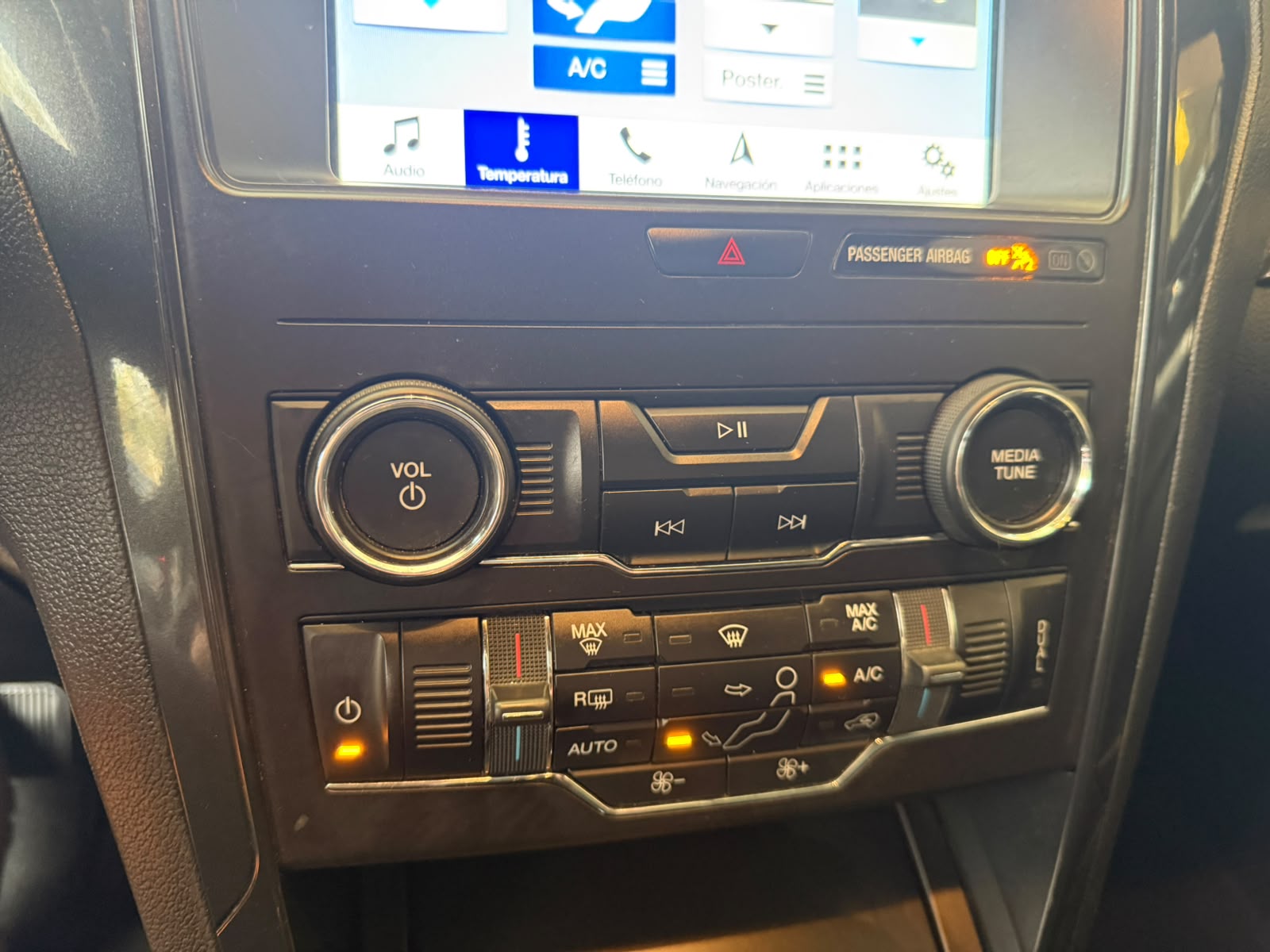 FORD EXPLORER 2020 - Imagen 11 de 15