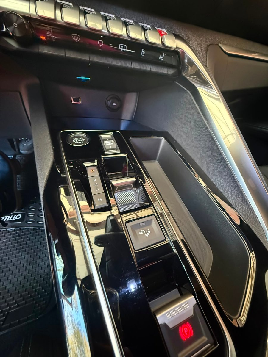 PEUGEOT 3008 2024 - Imagen 7 de 15