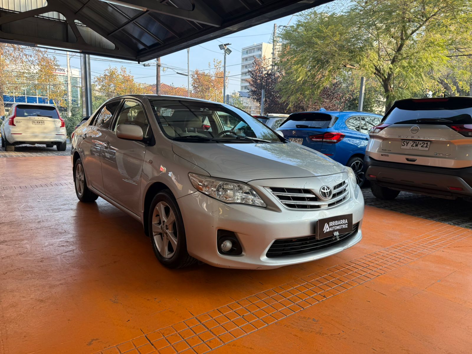 Toyota COROLLA 2014 - Foto 2 de 15