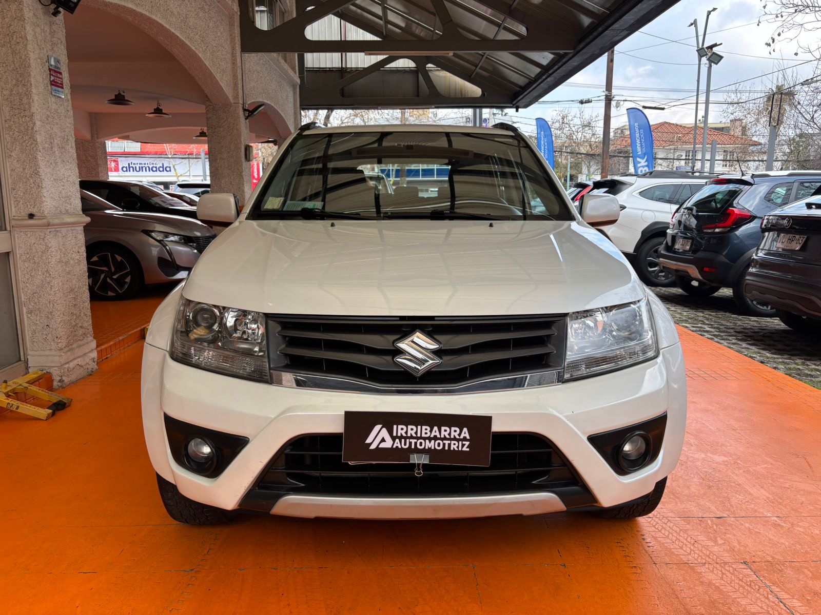 Suzuki GRAND NOMADE 2018 - Imagen 3 de 15