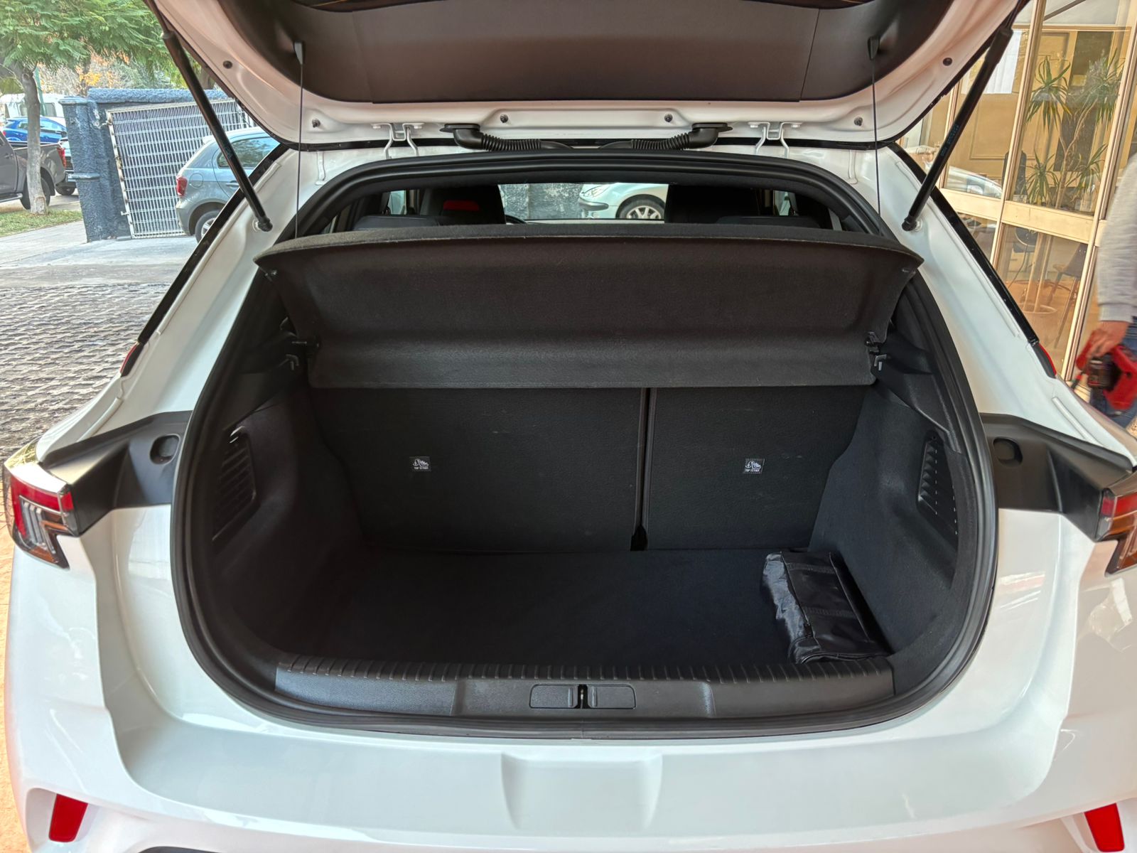 OPEL MOKKA 2023 - Imagen 14 de 15